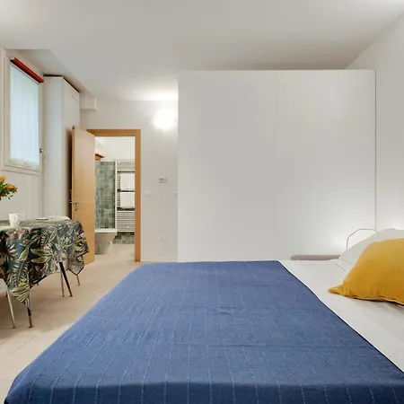 Via Santo Stefano Secret Garden Apartment Bologna