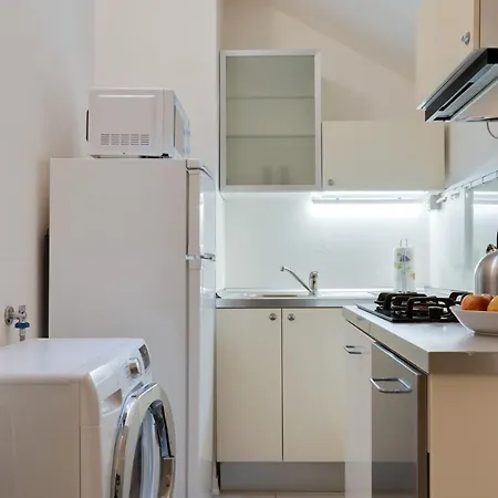 Via Santo Stefano Secret Garden Apartment